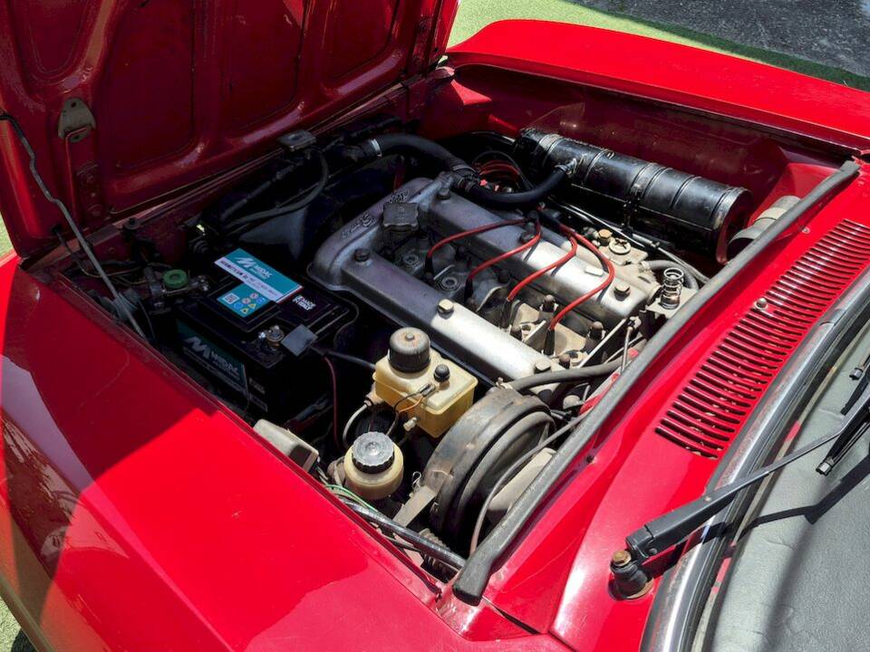 Afbeelding 54/63 van Alfa Romeo Giulia GT 1300 Junior (1971)