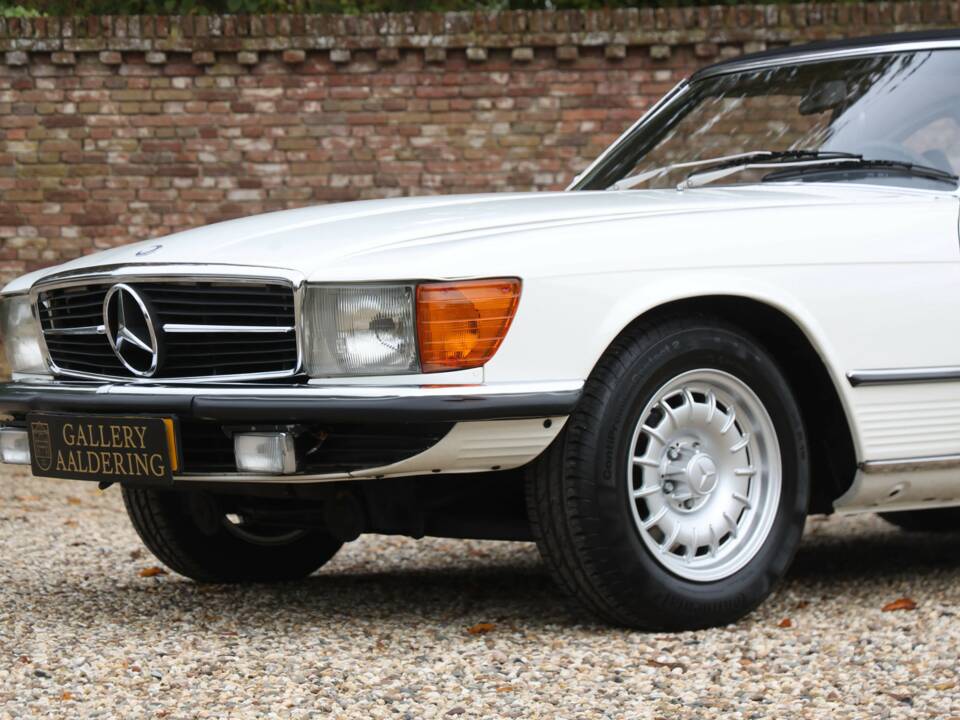 Bild 12/50 von Mercedes-Benz 280 SL (1977)