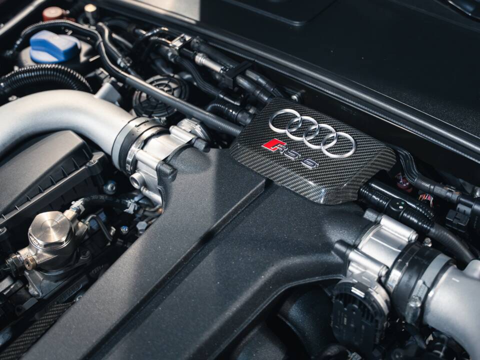 Imagen 20/36 de Audi RS6 Avant (2010)