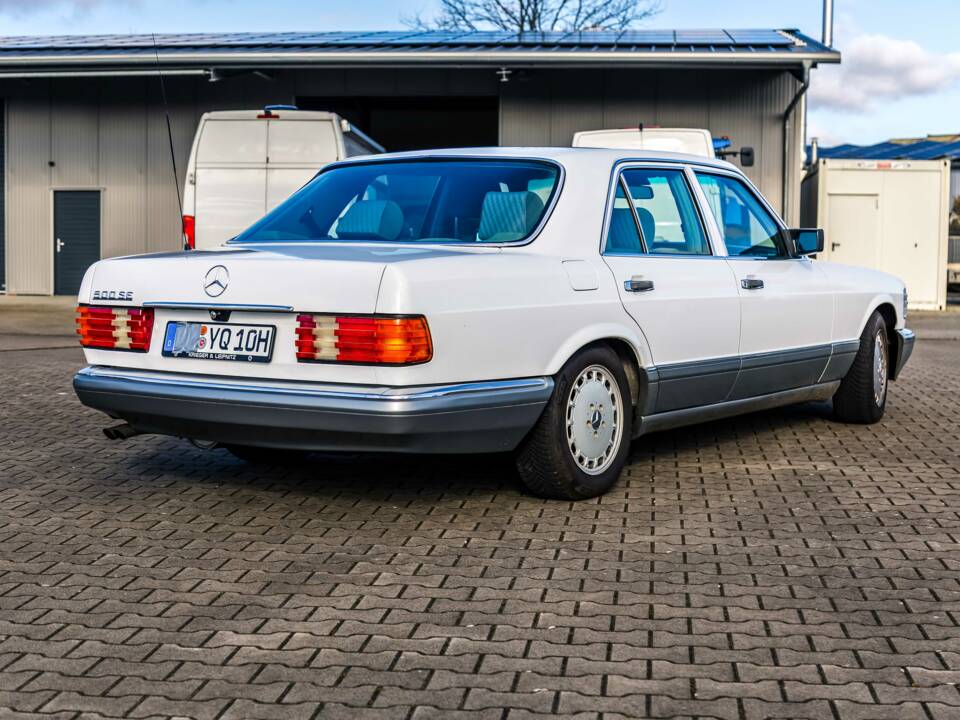 Image 8/175 of Mercedes-Benz 420 SE (1986)