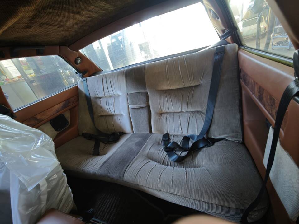 Image 4/18 de Maserati Biturbo (1984)