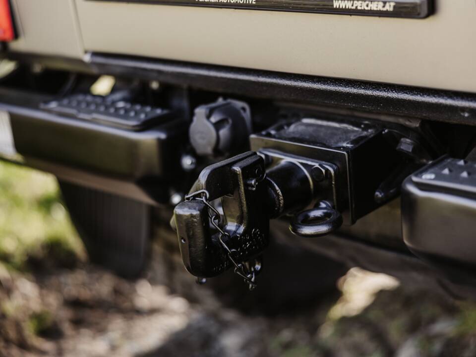 Image 34/79 of Steyr-Puch 230 GE (SWB) (1994)