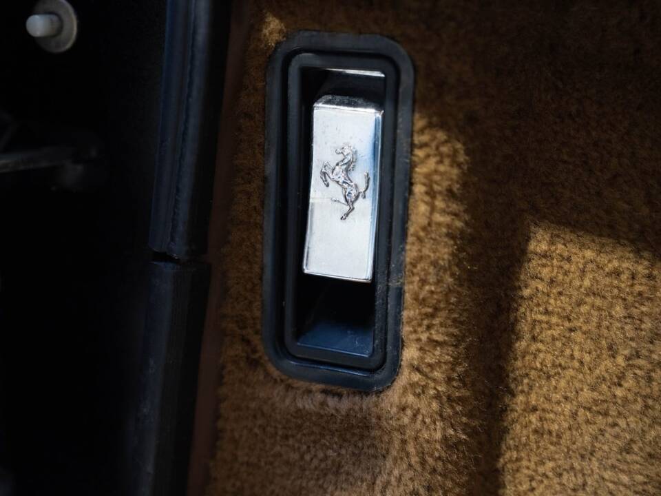 Bild 74/85 von Ferrari 308 GTSi Quattrovalvole (1985)