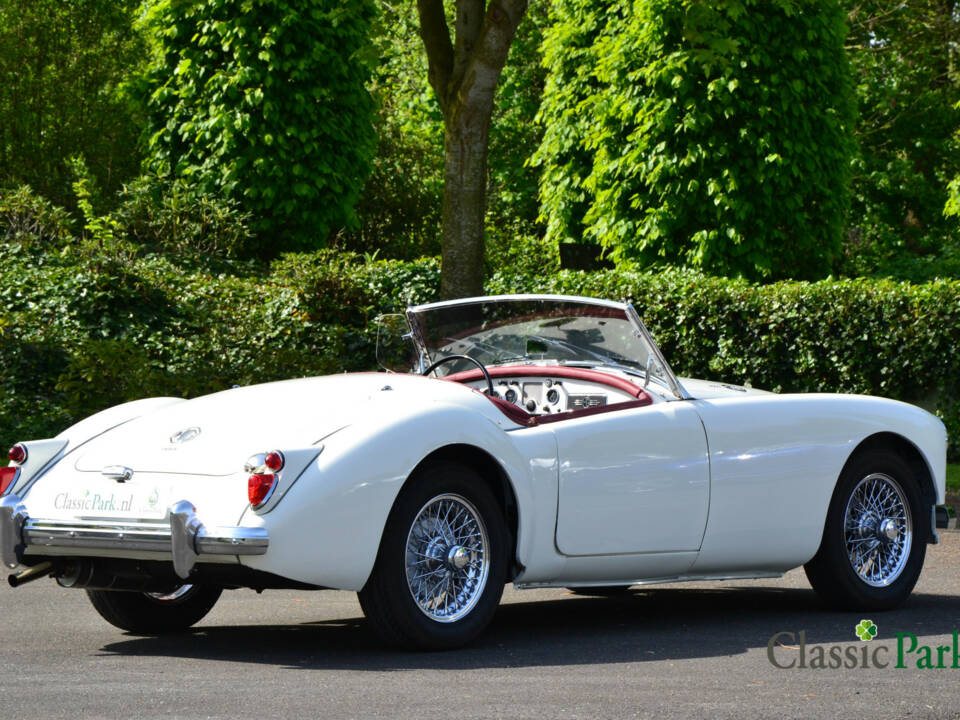 Imagen 4/50 de MG MGA 1600 (1960)