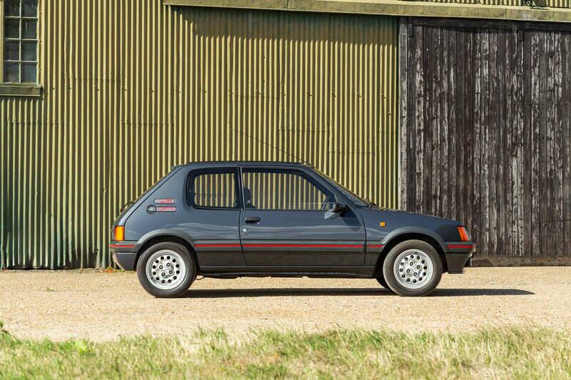 Imagen 5/50 de Peugeot 205 GTi 1.6 (1989)