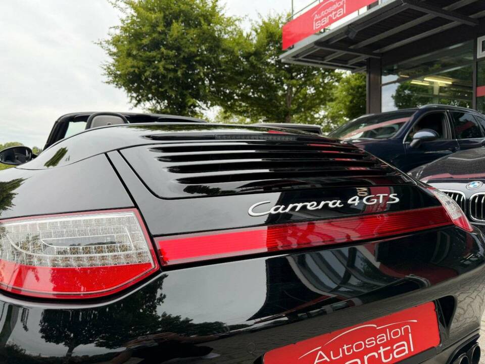 Afbeelding 7/43 van Porsche 911 Carrera 4 GTS (2011)