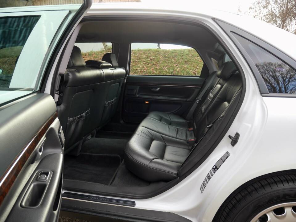 Image 31/32 of Volvo S80 2.9 Nilsson (2004)