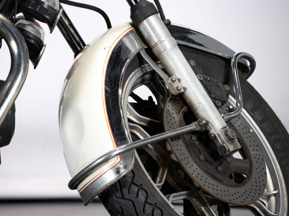 Bild 20/44 von Moto Guzzi California II (1983)