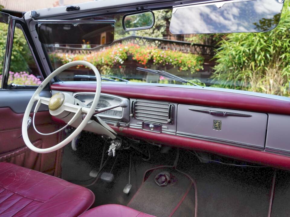 Bild 14/17 von Peugeot 403 Cabriolet (1957)