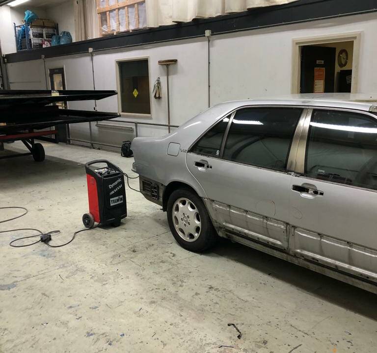 Image 29/59 of Mercedes-Benz 600 SEL (1992)