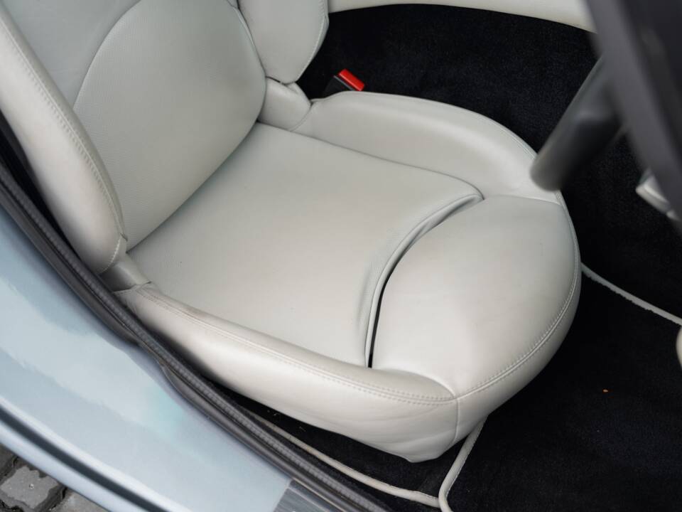 Imagen 19/50 de TVR Tuscan (2003)