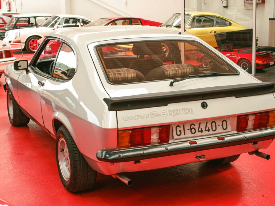 Image 7/34 of Ford Capri 2,8i (1981)