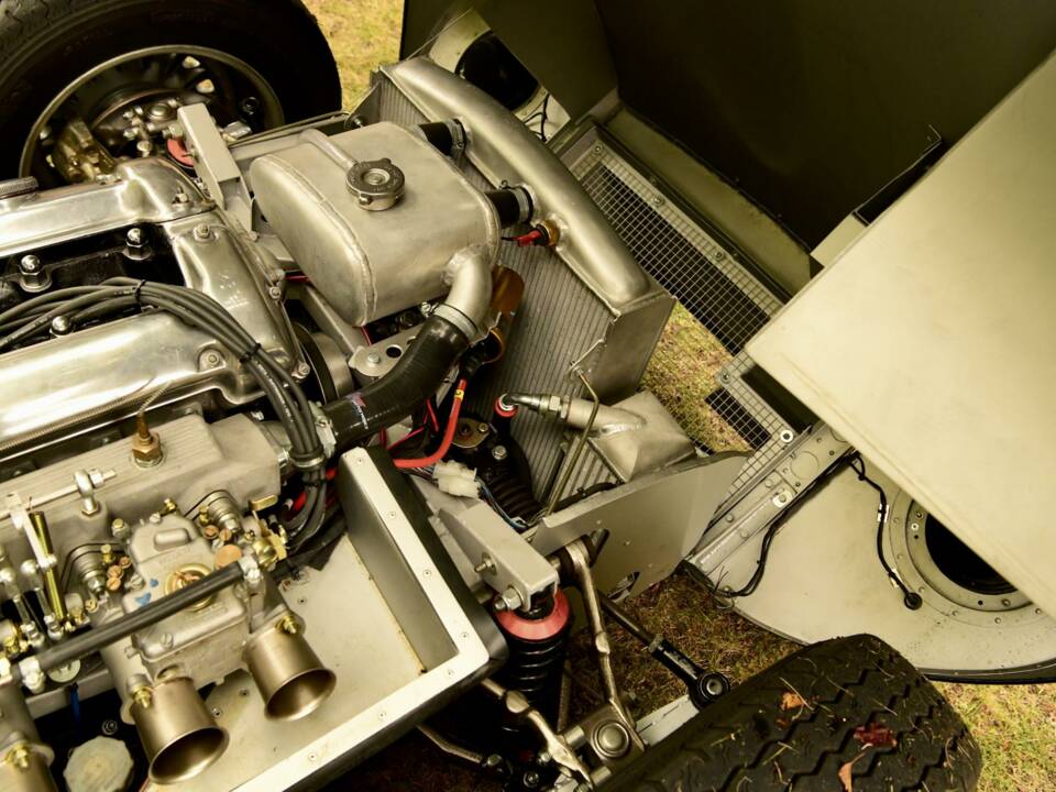 Image 36/50 of Jaguar XK-SS (1967)
