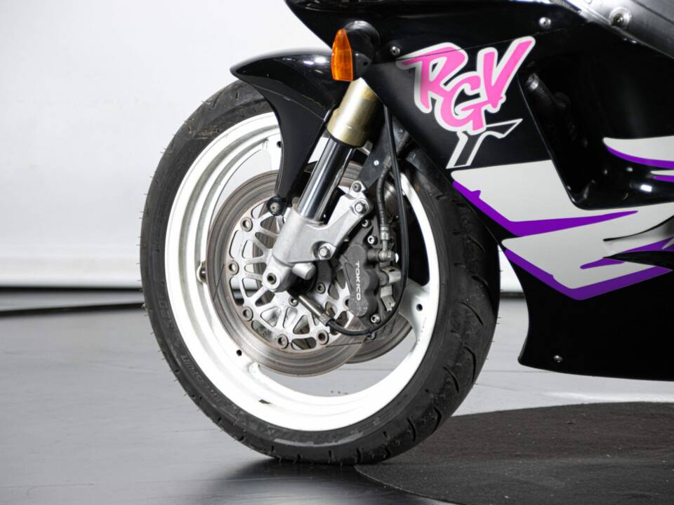 Afbeelding 16/45 van Suzuki RGV 250 Gamma (1992)