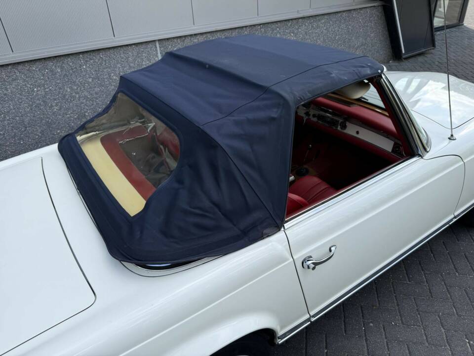 Immagine 20/50 di Mercedes-Benz 280 SL (1968)