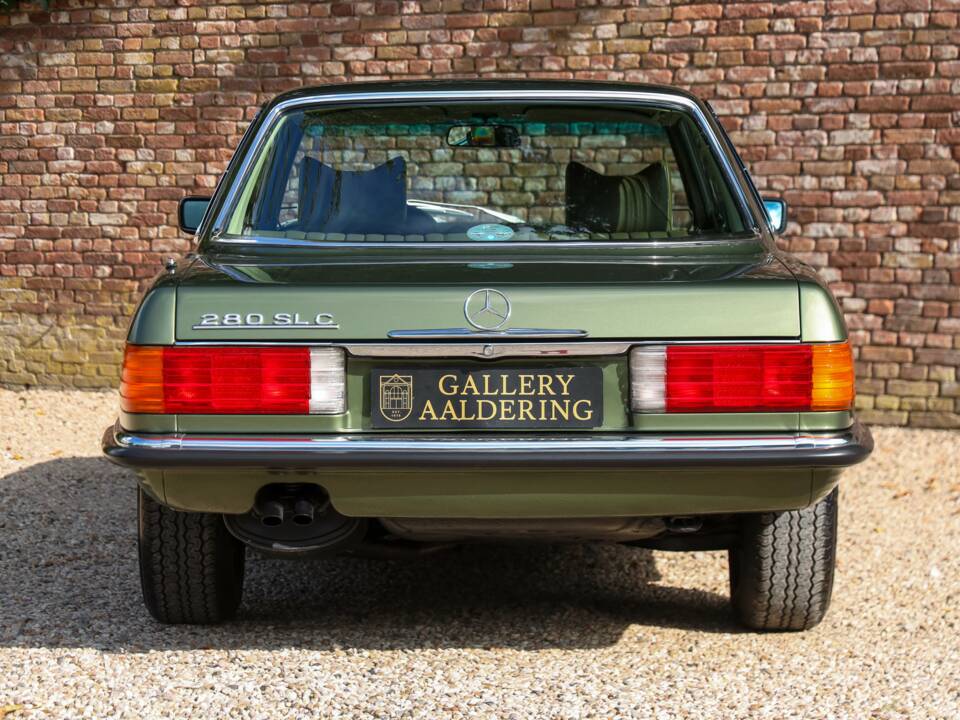 Image 6/50 de Mercedes-Benz 280 SLC (1976)