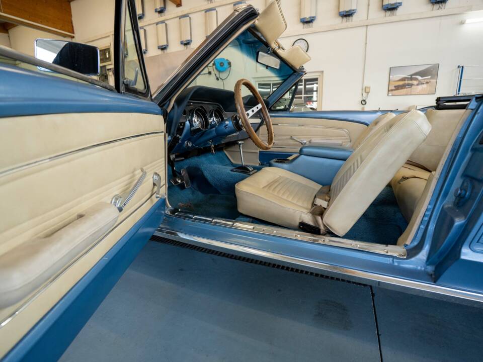 Image 15/27 of Ford Mustang 289 (1967)