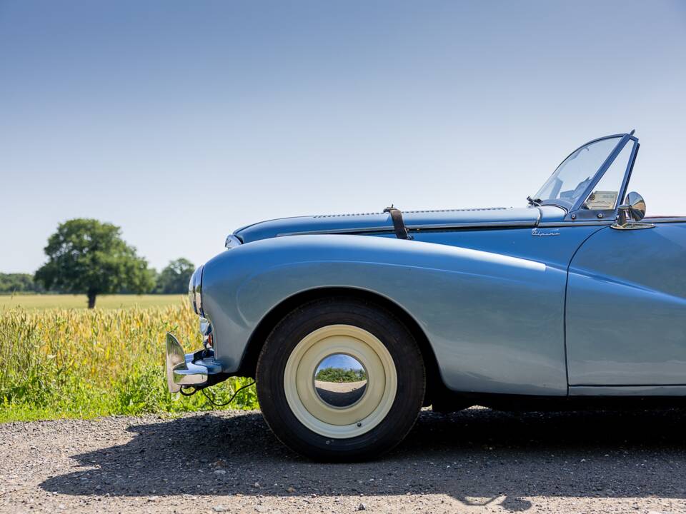 Image 14/39 of Sunbeam Alpine Mk I (1953)