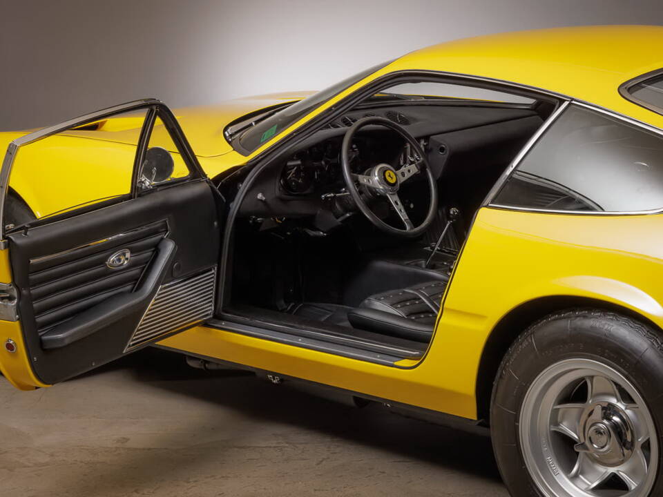 Bild 36/50 von Ferrari 365 GTB&#x2F;4 Daytona (1972)