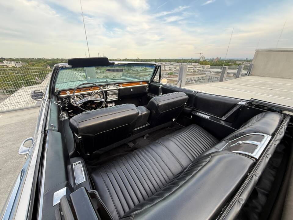 Afbeelding 16/28 van Buick Electra 225 Custom (1965)