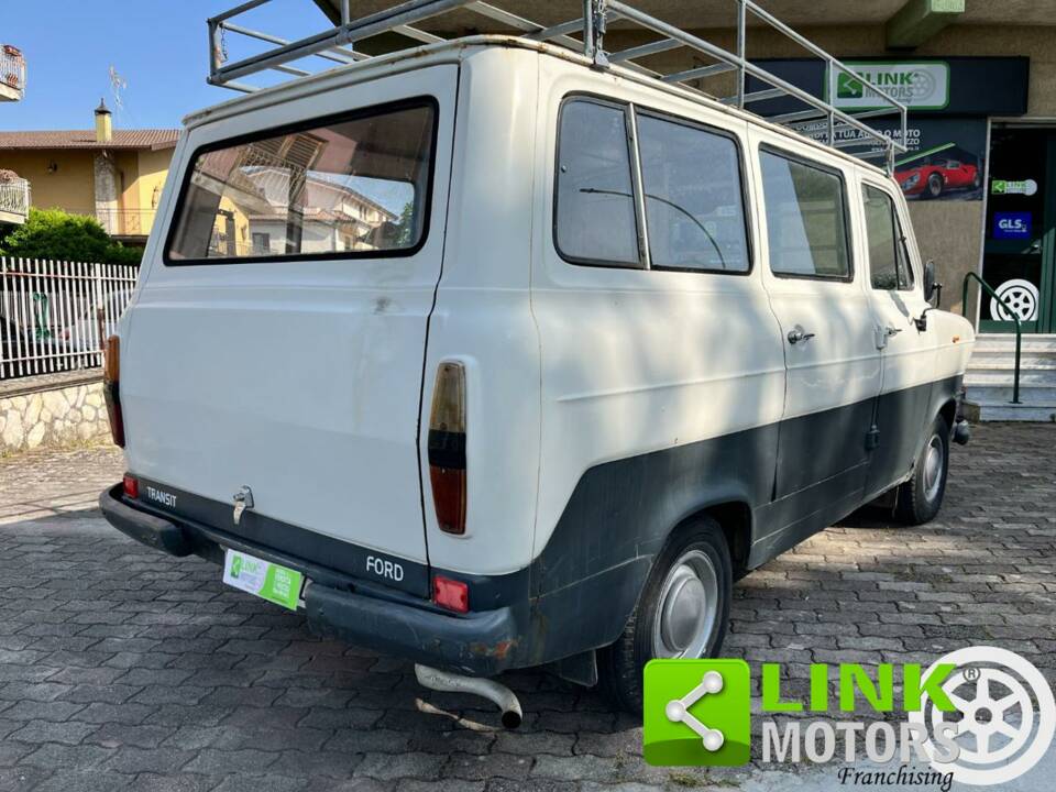 Image 3/10 of Ford Transit (1977)