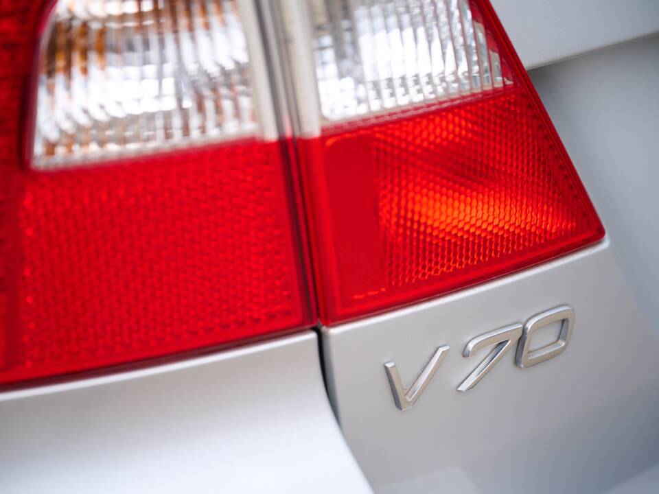 Imagen 46/50 de Volvo V70 AWD (2009)