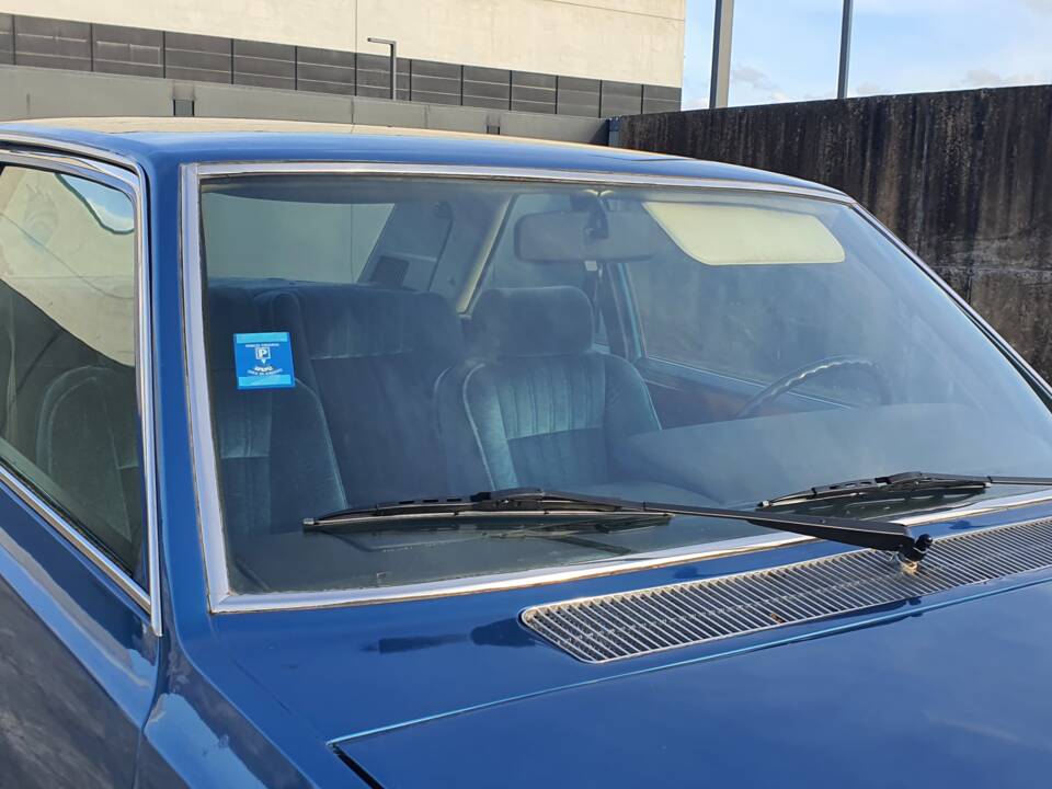 Bild 15/43 von FIAT 130 / 3200 (1975)