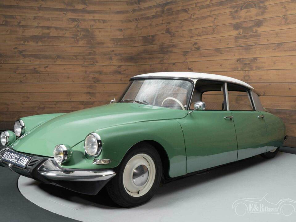 Image 5/19 de Citroën ID 19 (1962)