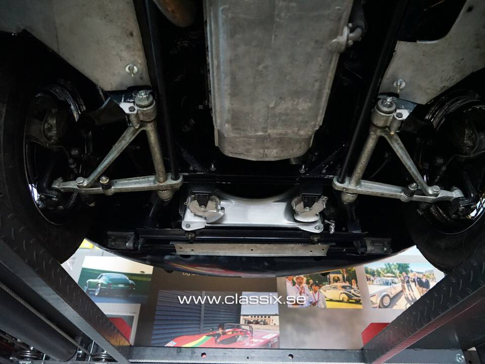 Bild 23/30 von Jaguar E-Type 4.2 (1965)