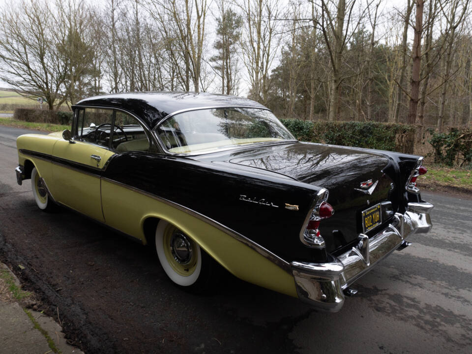 Image 4/16 of Chevrolet Bel Air Hardtop Coupe (1956)