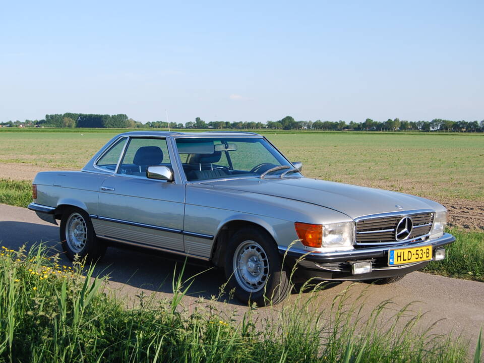 Image 3/87 of Mercedes-Benz 280 SL (1982)