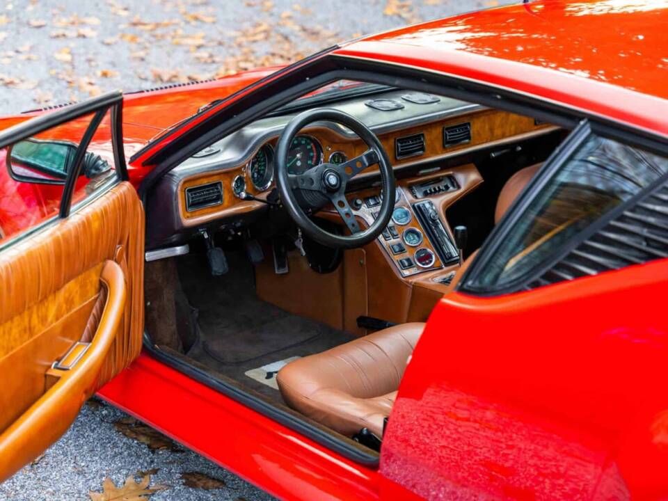 Image 34/61 of De Tomaso Pantera GT5 (1984)
