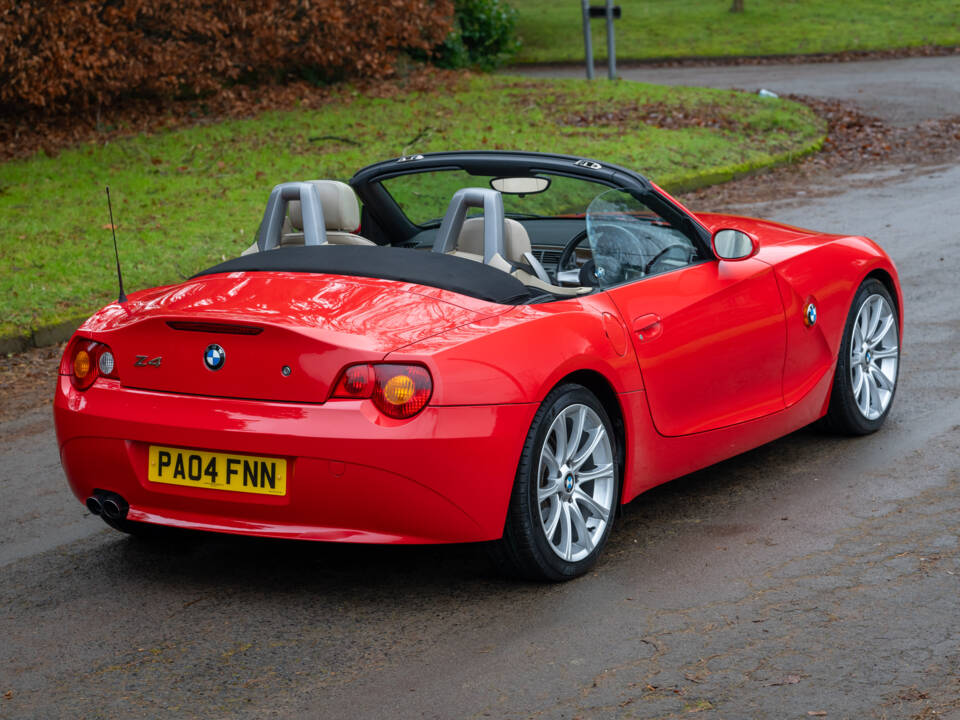 Image 16/18 of BMW Z4 2.2i (2004)