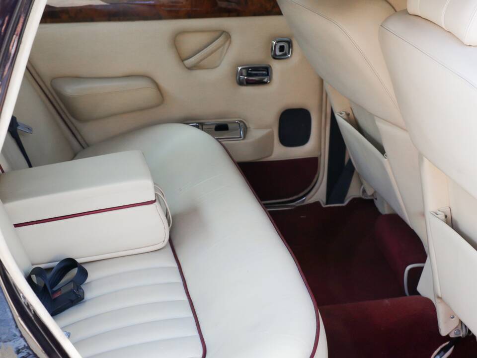 Immagine 105/196 di Bentley T 2 (1978)