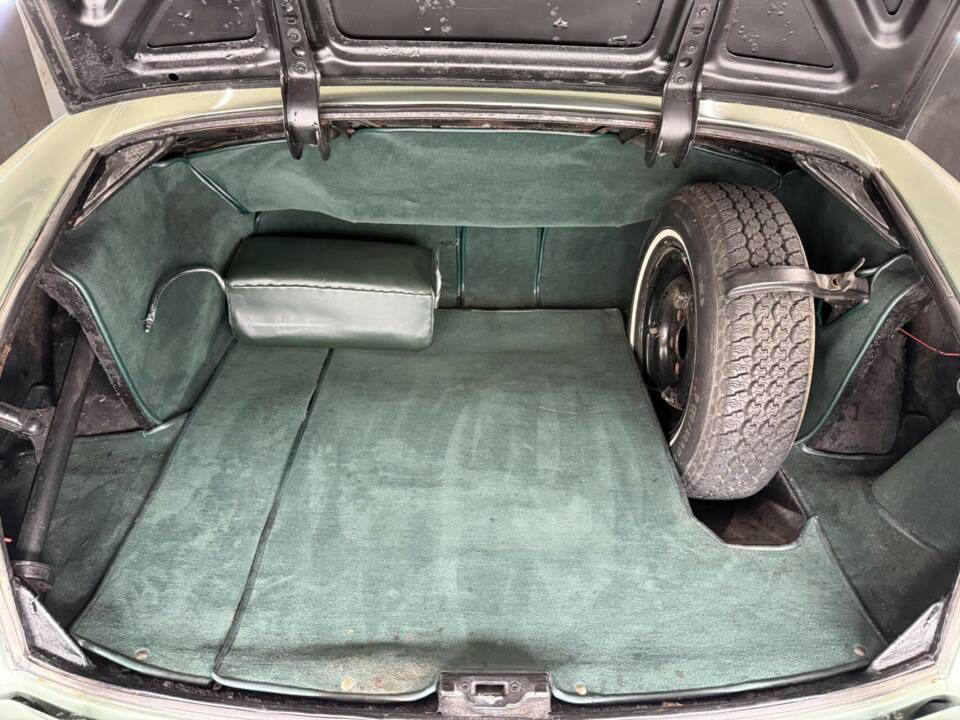 Image 43/50 of Mercedes-Benz 220 S Cabriolet (1958)
