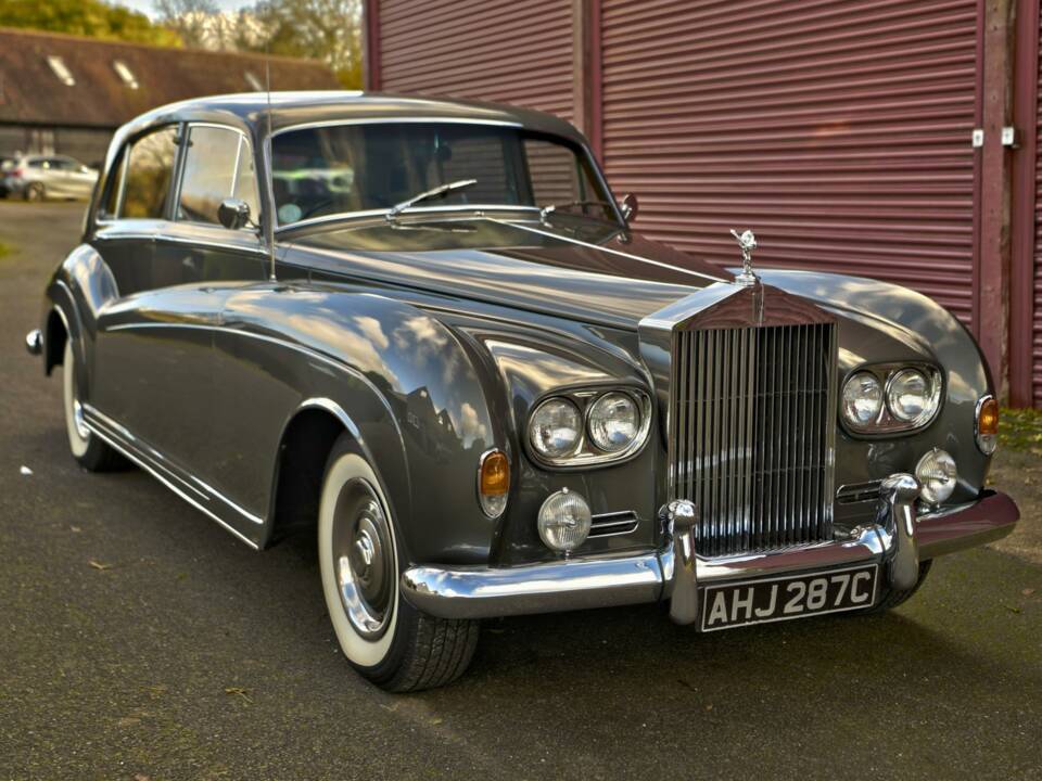 Image 6/50 of Rolls-Royce Silver Cloud III (1965)