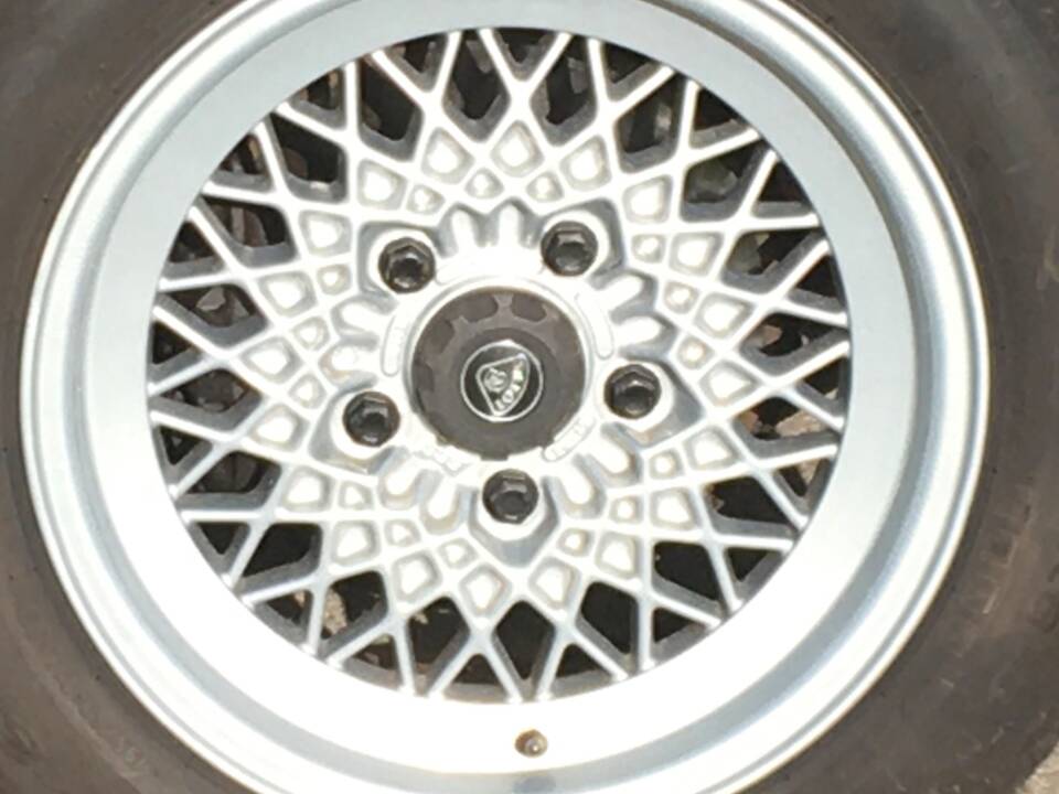 Image 29/46 of Lotus Esprit (1985)