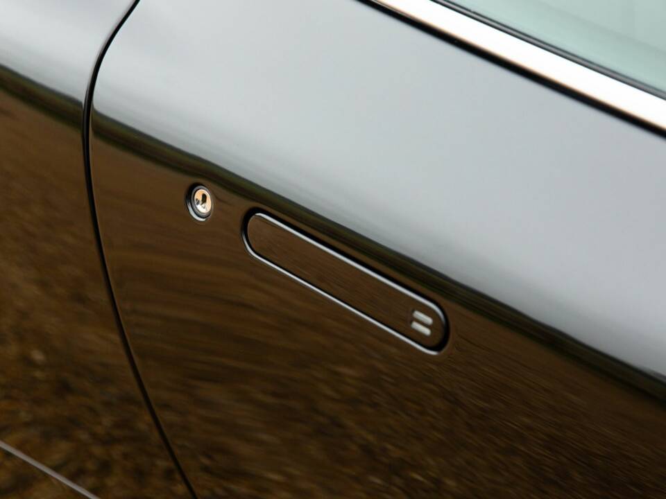 Bild 24/50 von Aston Martin DBS (2010)