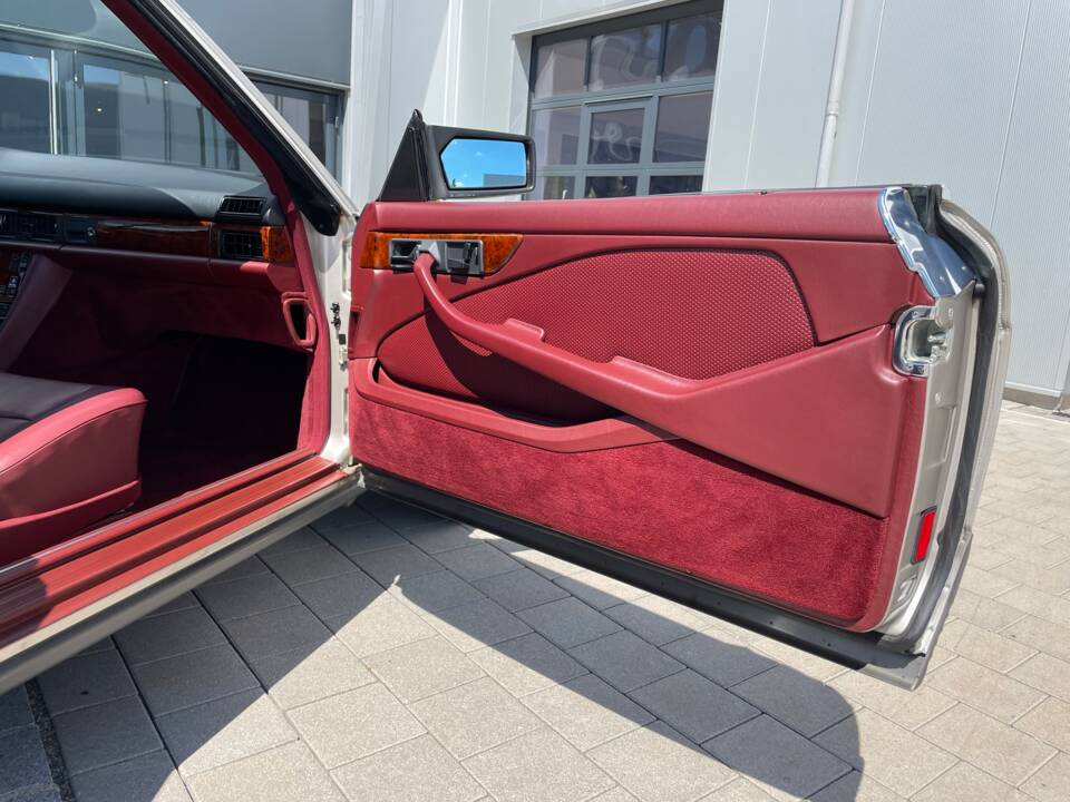 Bild 17/48 von Mercedes-Benz 500 SEC (1985)