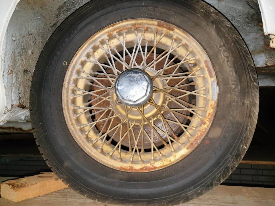 Afbeelding 3/46 van MG MGB (1971)