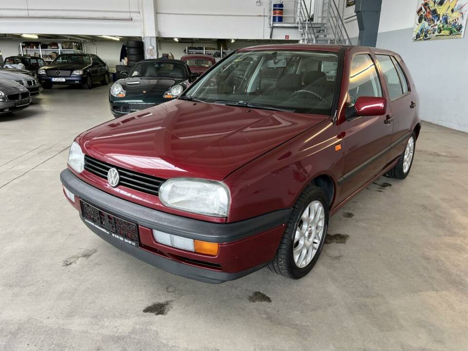 Image 6/30 of Volkswagen Golf III 1.6 (1994)