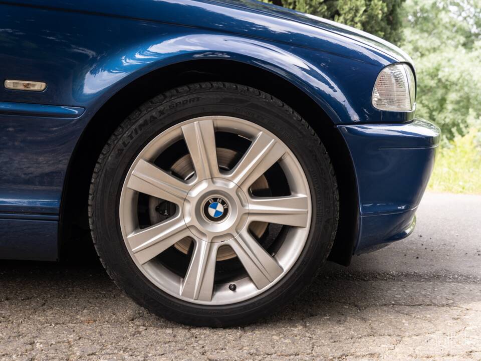 Image 49/56 of BMW 323Ci (2000)