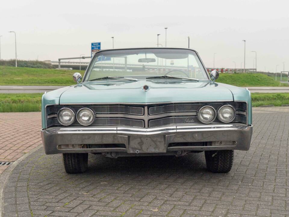 Bild 8/8 von Chrysler 300 (1967)
