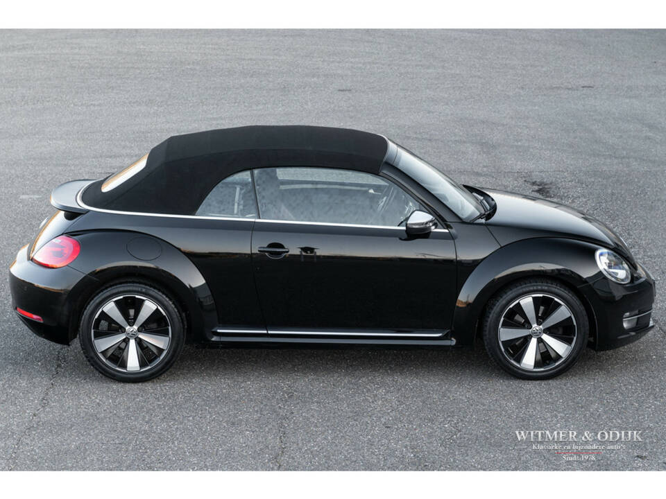 Bild 4/30 von Volkswagen Beetle 1.4 TSI (2013)