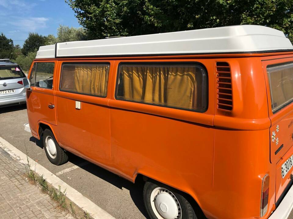 Afbeelding 4/11 van Volkswagen T2b Camper (1977)