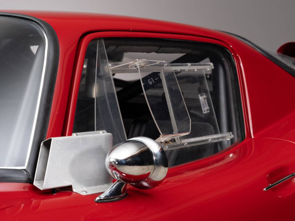 Bild 29/40 von Bizzarrini GT Strada 5300 (1965)