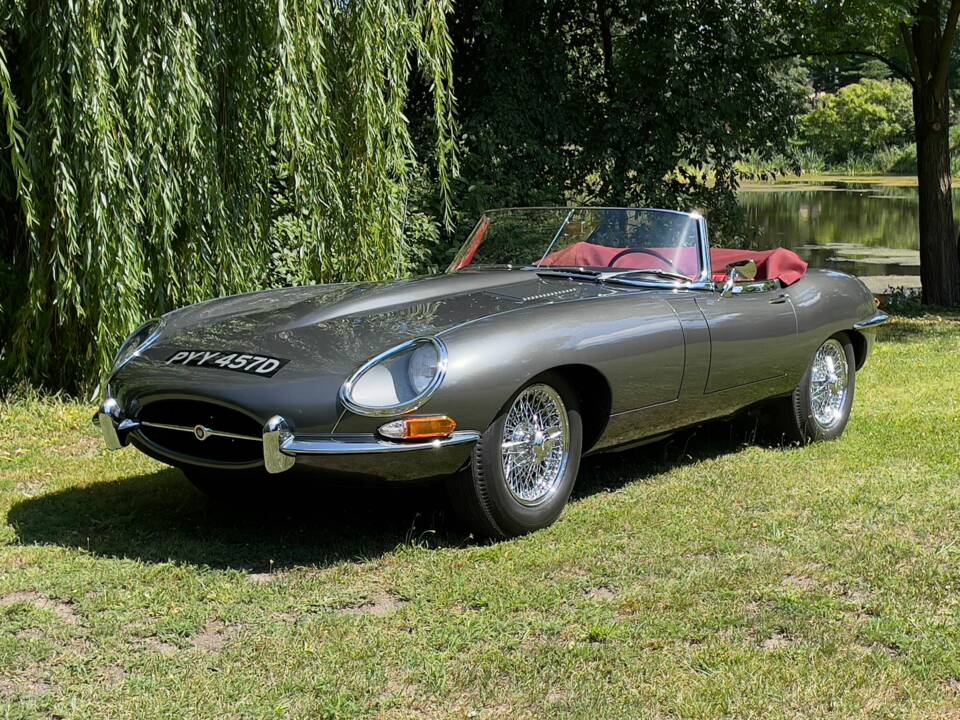 Afbeelding 4/8 van Jaguar E-Type 4.2 (1965)