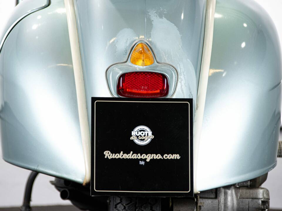 Bild 17/35 von Piaggio Vespa 150 (1960)