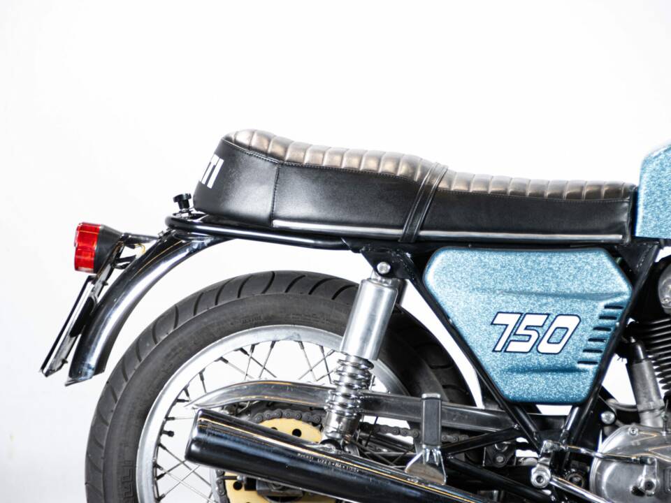 Image 29/50 of Ducati 750 GT (1972)