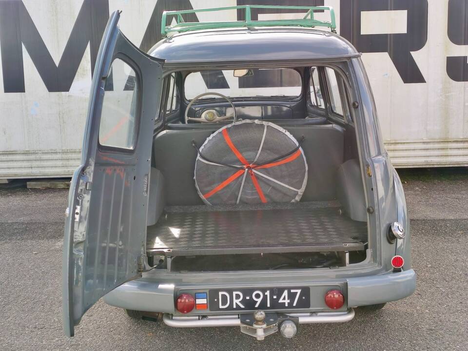 Afbeelding 24/29 van Peugeot 203 Familiale (1953)